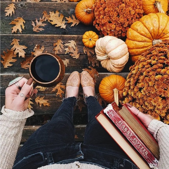 Goth Ghost Horror Coffee Mug Cup “Black Like My Soul” Metal Enamel Pin Brooch - Picture 11 of 11